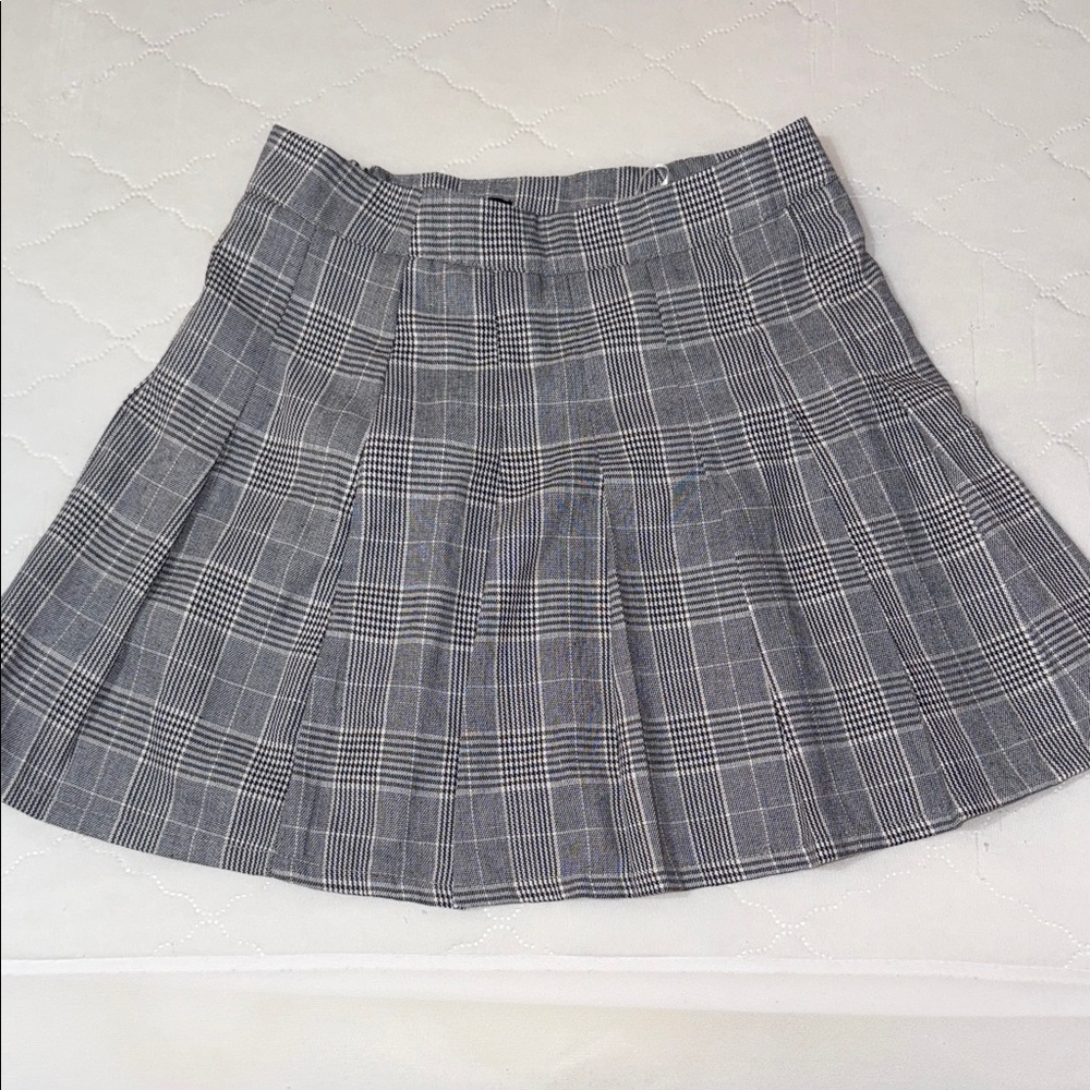 Boohoo Gray Checkered Mini Skirt